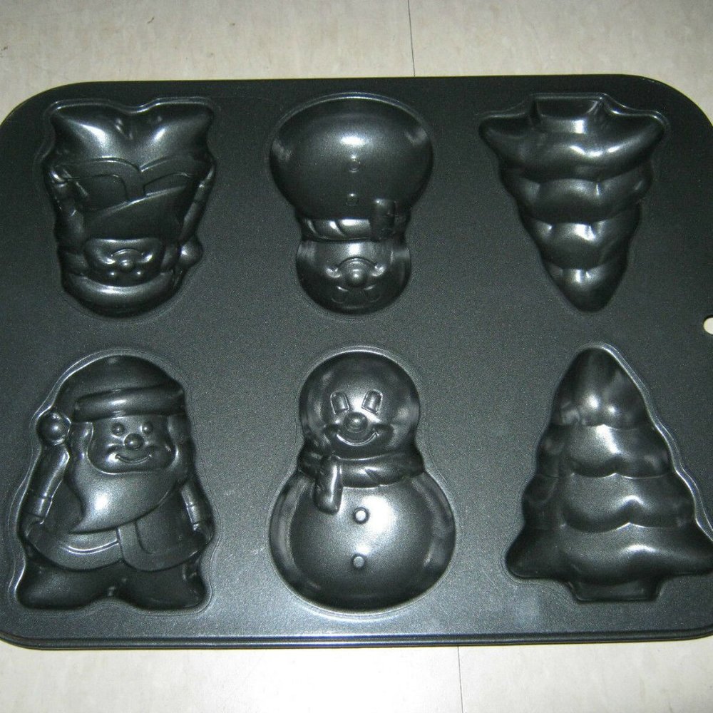 Non-Stick Holiday 6-Cavity Mini Snowman Santa & Tree Cake Pan
